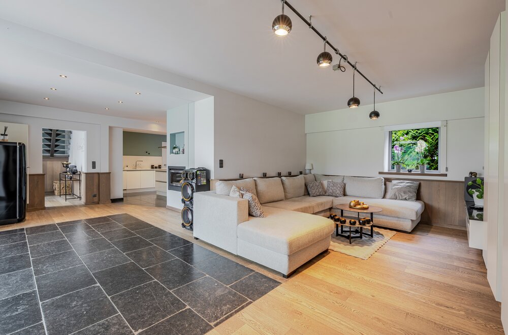 exclusieve-villa-met-6-slaapkamers-en-grote-tuin002.jpg exclusieve-villa-met-6-slaapkamers-en-grote-tuin002.jpg