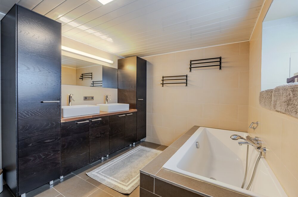exclusieve-villa-met-6-slaapkamers-en-grote-tuin017.jpg exclusieve-villa-met-6-slaapkamers-en-grote-tuin017.jpg