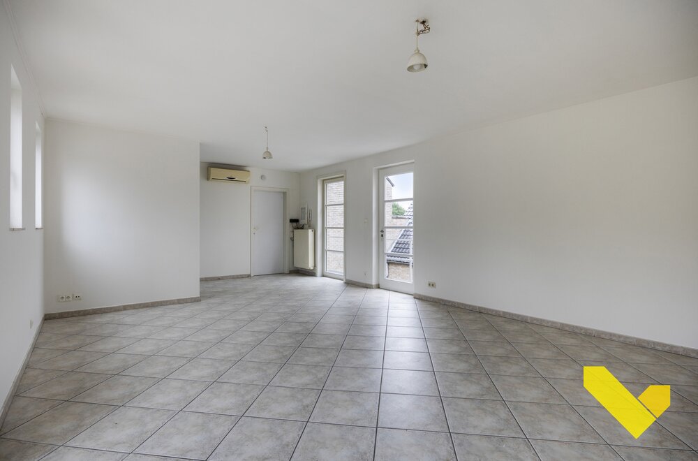 leopoldsburgsesteenweg-80-bus-5-3971-leopoldsburg004.jpg leopoldsburgsesteenweg-80-bus-5-3971-leopoldsburg004.jpg