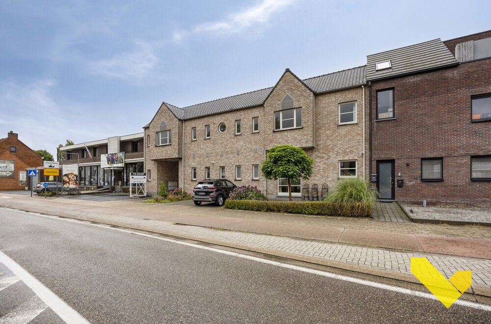 leopoldsburgsesteenweg-80-bus-6-3971-leopoldsburg001.jpg leopoldsburgsesteenweg-80-bus-6-3971-leopoldsburg001.jpg