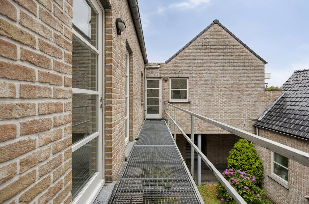 leopoldsburgsesteenweg-80-bus-6-3971-leopoldsburg041.jpg leopoldsburgsesteenweg-80-bus-6-3971-leopoldsburg041.jpg