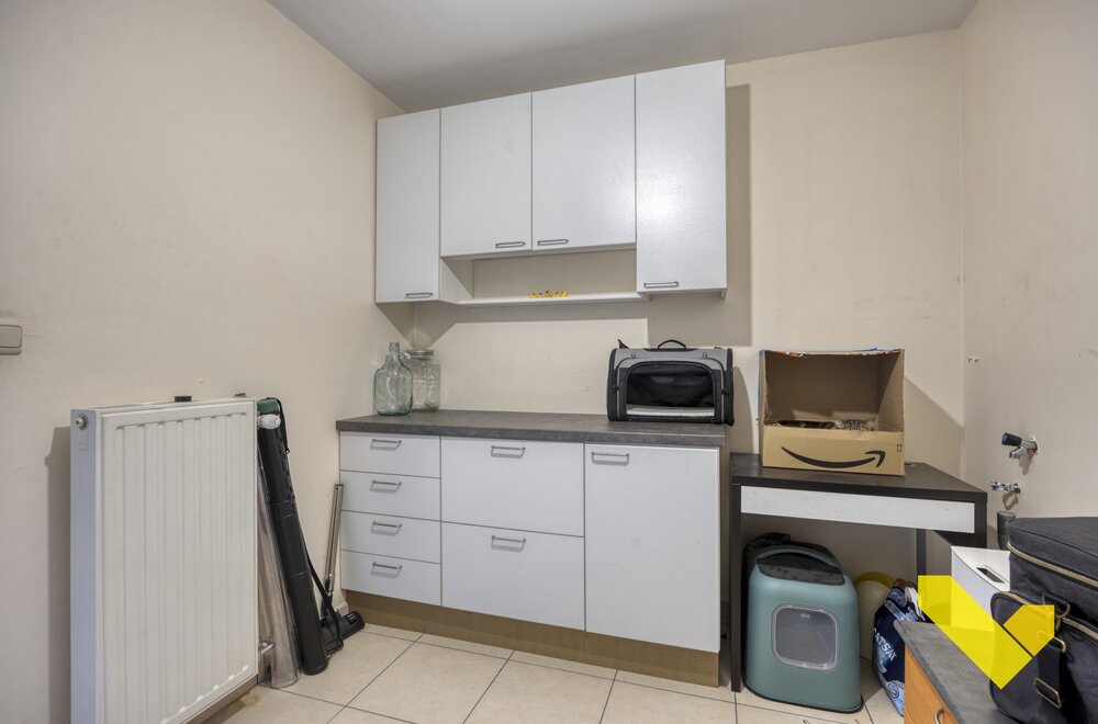 hangarstraat-10-bus-201-2400-mol010.jpg hangarstraat-10-bus-201-2400-mol010.jpg