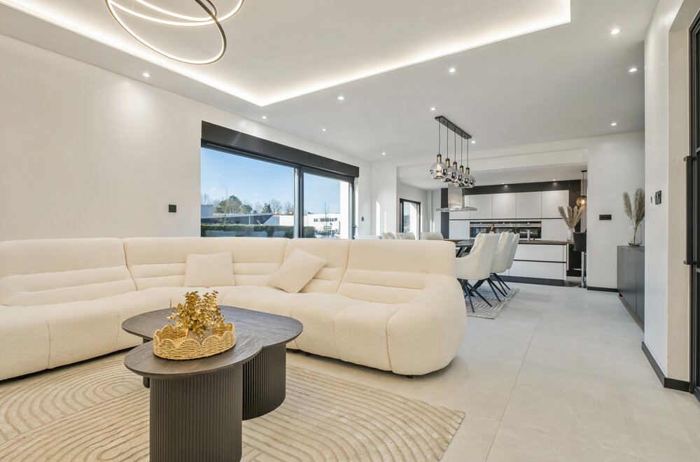 gerenoveerde-bungalow-met-vlotte-bereikbaarheid001.jpg gerenoveerde-bungalow-met-vlotte-bereikbaarheid001.jpg