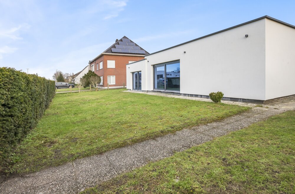 gerenoveerde-bungalow-met-vlotte-bereikbaarheid024.jpg gerenoveerde-bungalow-met-vlotte-bereikbaarheid024.jpg