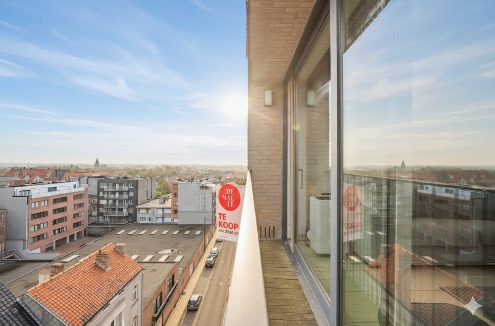 lichtrijk-duplex-appartement-met-twee-slaapkamers-en-groot-terras-003.jpg