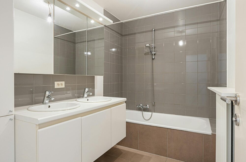 instapklaar-appartement-met-terras-en-ruime-garage-in-koksijde009.jpg instapklaar-appartement-met-terras-en-ruime-garage-in-koksijde009.jpg