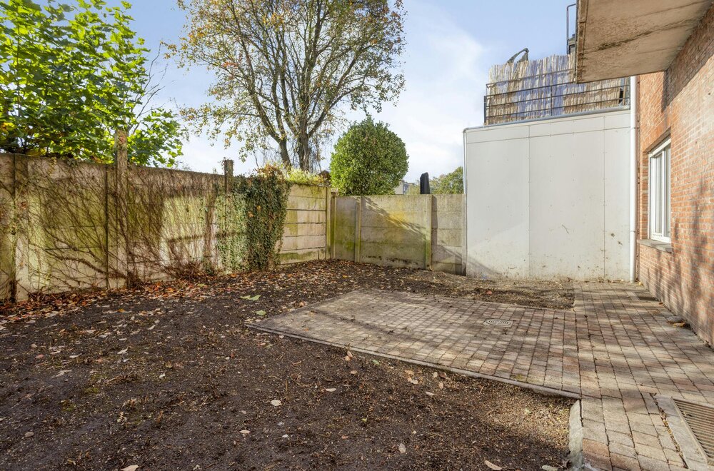 gelijkvloers-appartement-met-1-slaapkamer-en-tuin-te-koop-in-wilrijk011.jpg