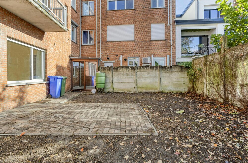 gelijkvloers-appartement-met-1-slaapkamer-en-tuin-te-koop-in-wilrijk012.jpg