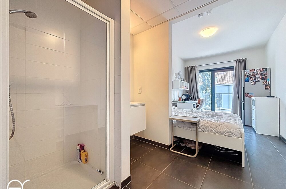 studentenkamer-met-eigen-douche-in-blaisantpark-006.jpg
