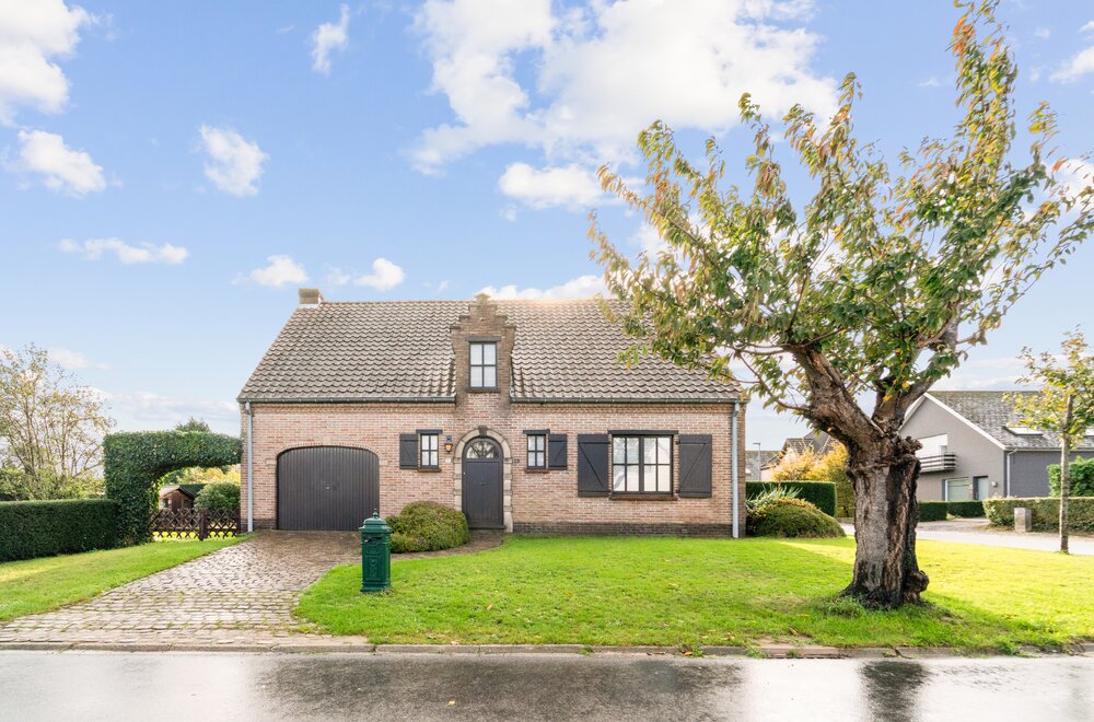ruime-te-renoveren-villa-in-gezellige-verkaveling-grimbergen001.jpg