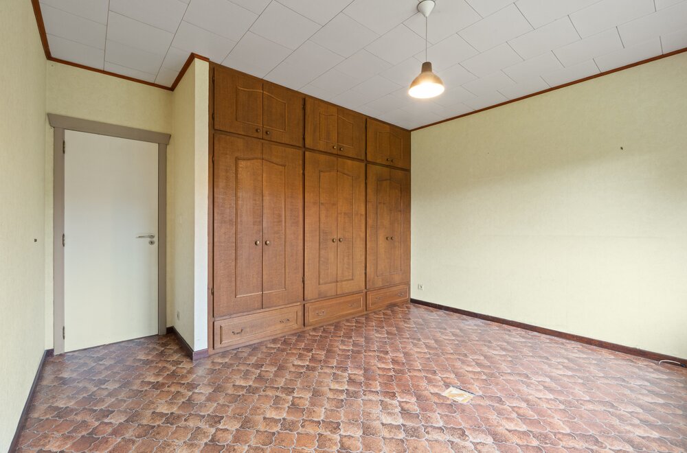 op-te-frissen-villa-te-koop-in-sterrebeek013.jpg