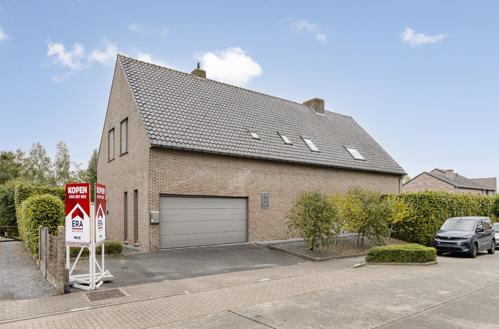 woning-met-werkplaats-in-zedelgem001.jpg