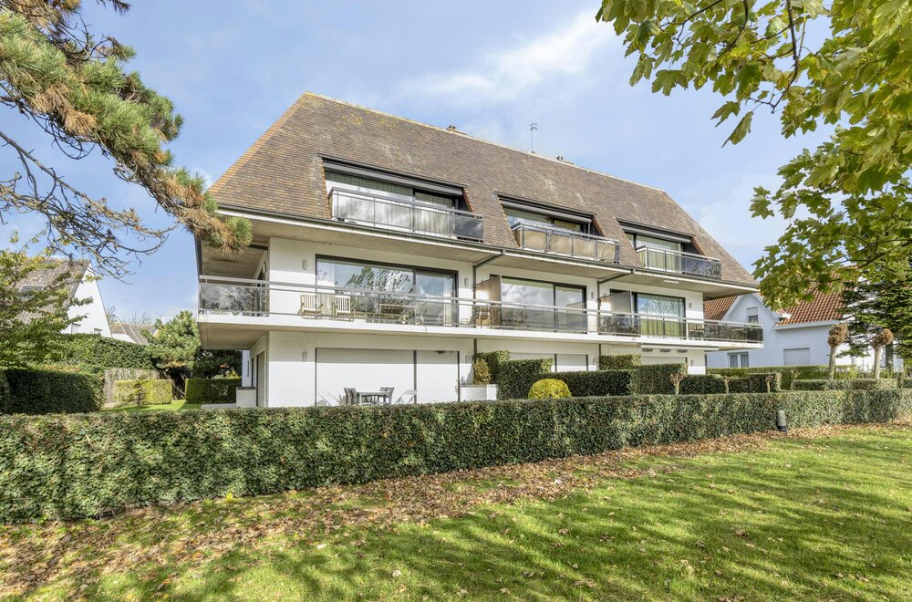 appartement-te-koop-met-zicht-op-het-zegemeer-te-knokke002.jpg