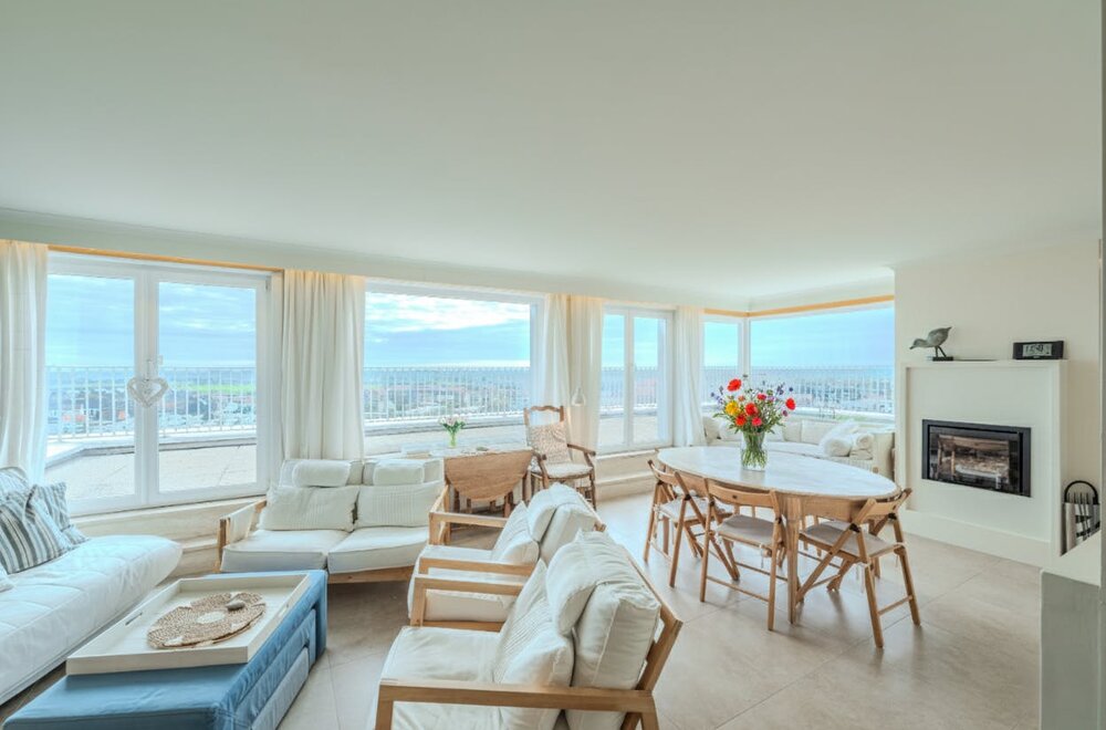 exclusieve-penthouse-met-4-slaapkamers-en-prachtig-zeezicht-003.jpg