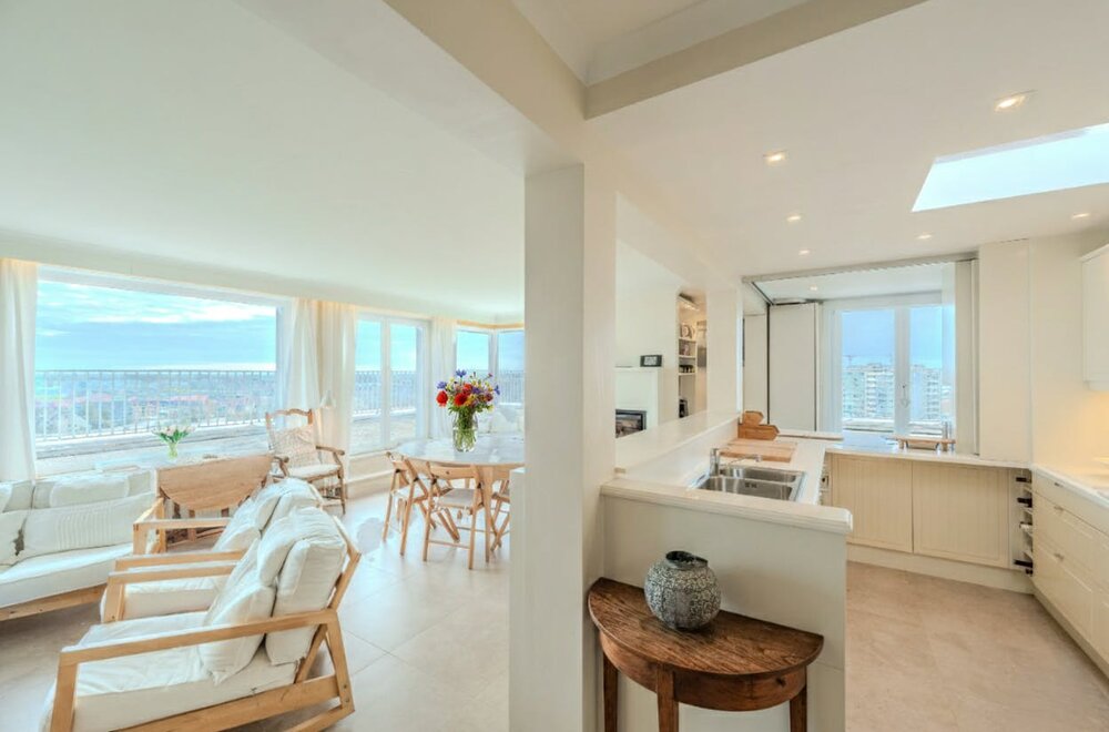 exclusieve-penthouse-met-4-slaapkamers-en-prachtig-zeezicht-006.jpg