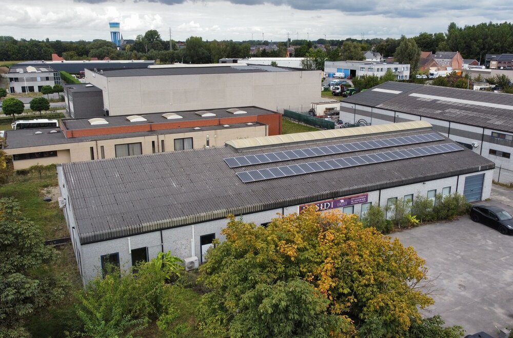 magazijn-met-woning-en-kantoor-te-koop-in-industriezone-te-lebbeke003.jpg