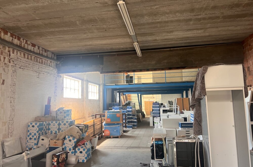 voormalig-fabriekspand-in-het-centrum-van-antwerpen-ideaal-voor-ontwikkeling-kantoren-wooneenheden010.jpg
