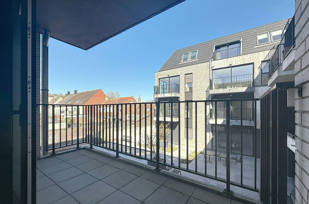nieuwbouw-assistentieflat-met-terras-te-koop-in-maldegem-003.jpg