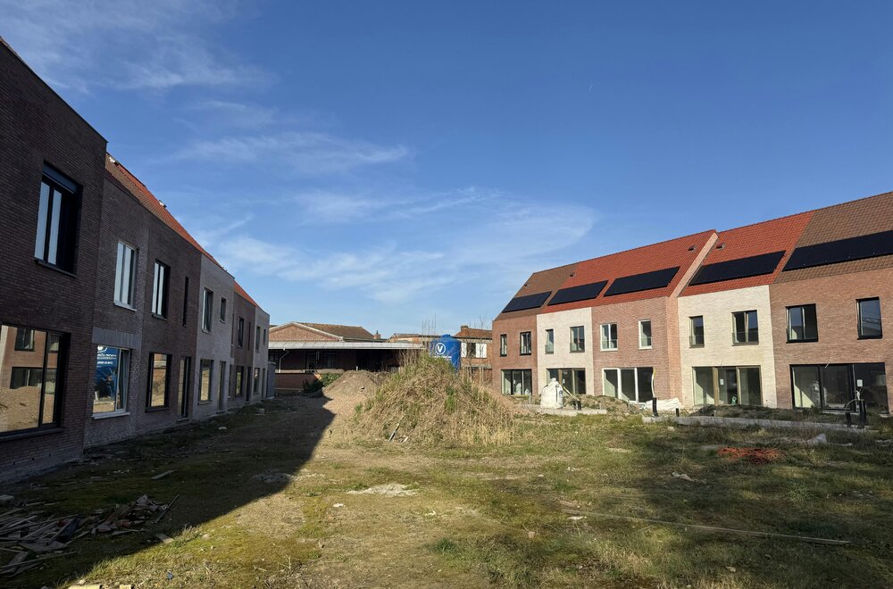 nieuwbouwwoning-met-3-slaapkamers-op-centrale-maar-rustige-ligging-te-koop-te-kortrijk-008.jpg