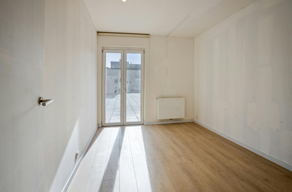 gerenoveerd-appartement-met-2-slaapkamers-in-boom007.jpg