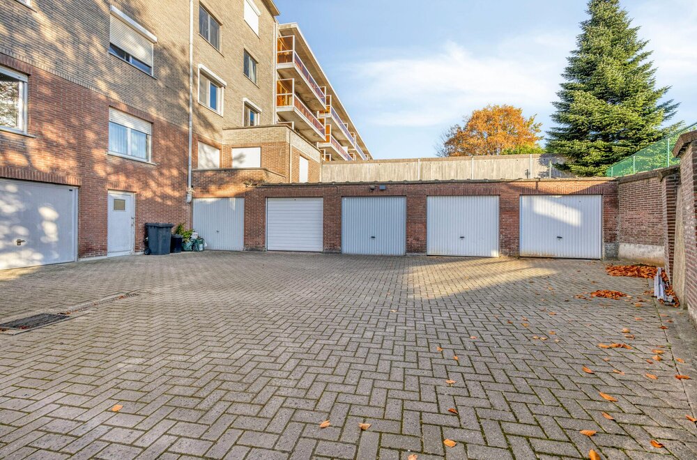 appartement-met-2-slaapkamers-kelderberging-en-garage-te-koop-in-boom015.jpg