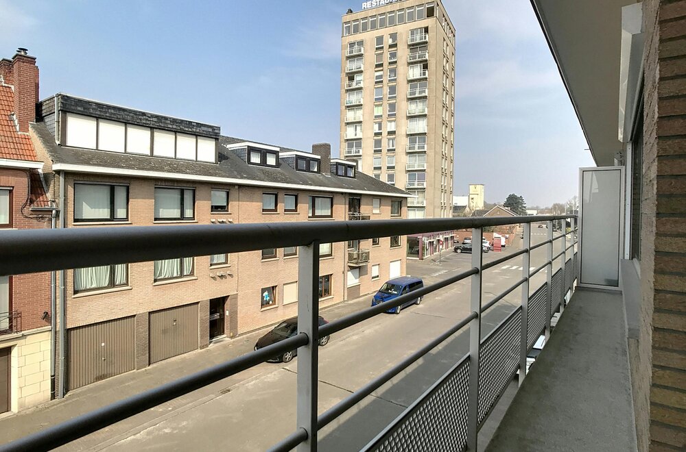 instapklaar-appartement-met-2-slaapkamers-en-terras-002.jpg