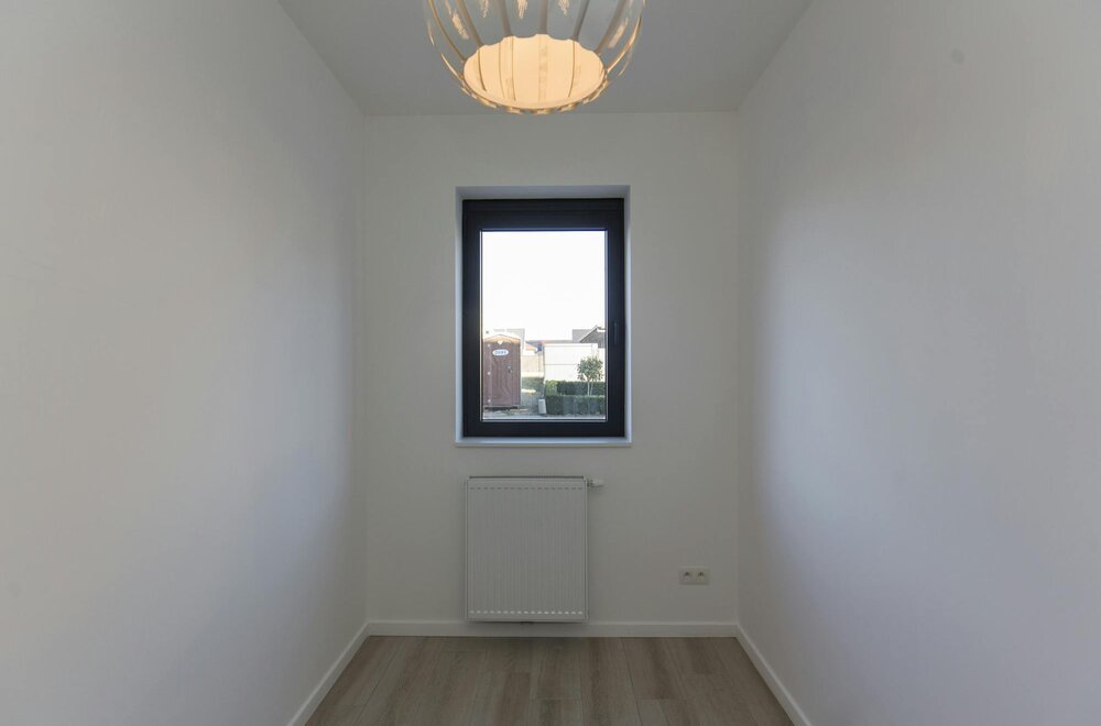 recent-gelijkvloers-appartement-te-koop-in-centrum-deerlijk010.jpg