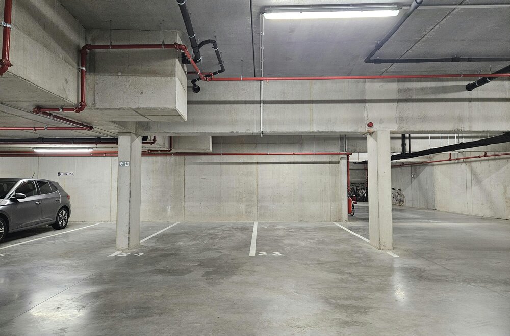 vlot-toegankelijke-parkeerplaats-in-brugge-centrum001.jpg