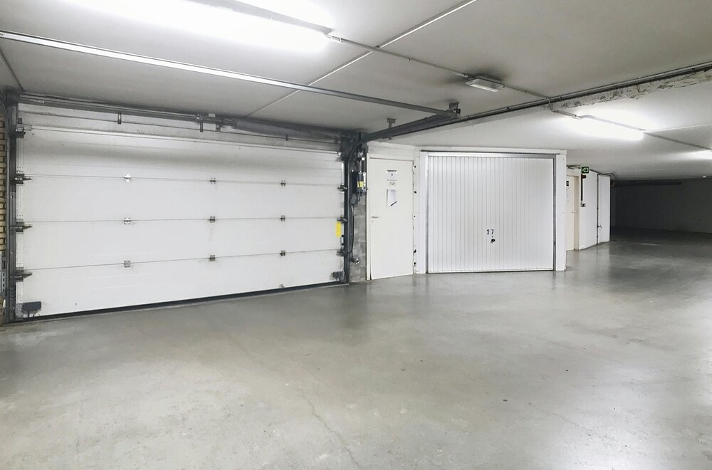 zeer-ruime-garagebox-vlakbij-centrum-middelkerke-006.jpg