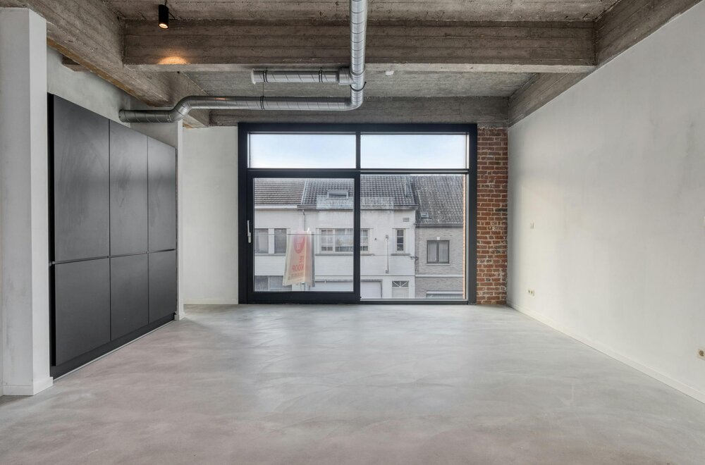 ruime-loft-in-ronse-te-koop-010.jpg