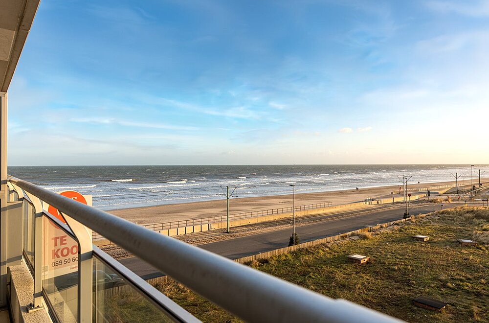 appartement-met-terras-en-open-zicht-op-zowel-zee-en-duinen-013.jpg