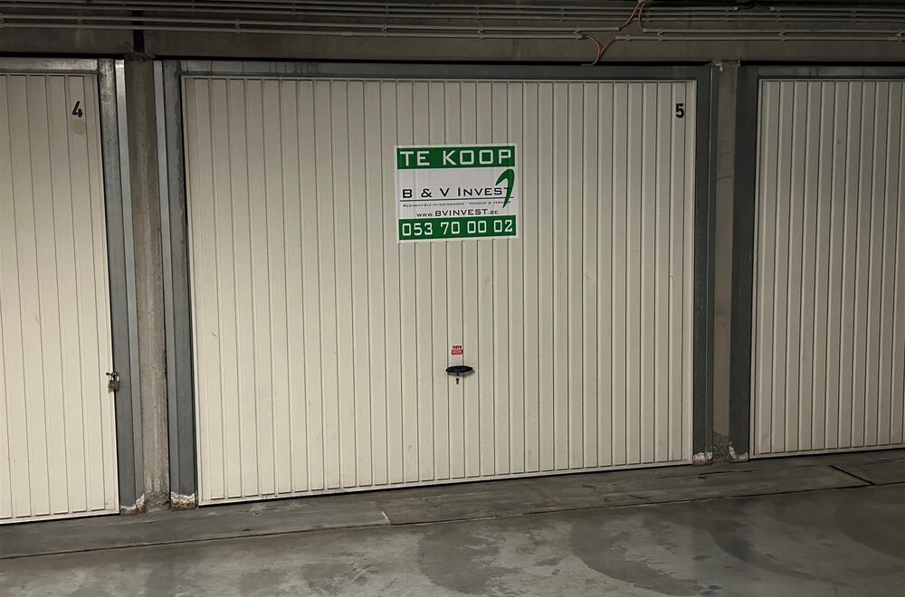 garage-onder-albert-heijn-te-aalst002.jpg