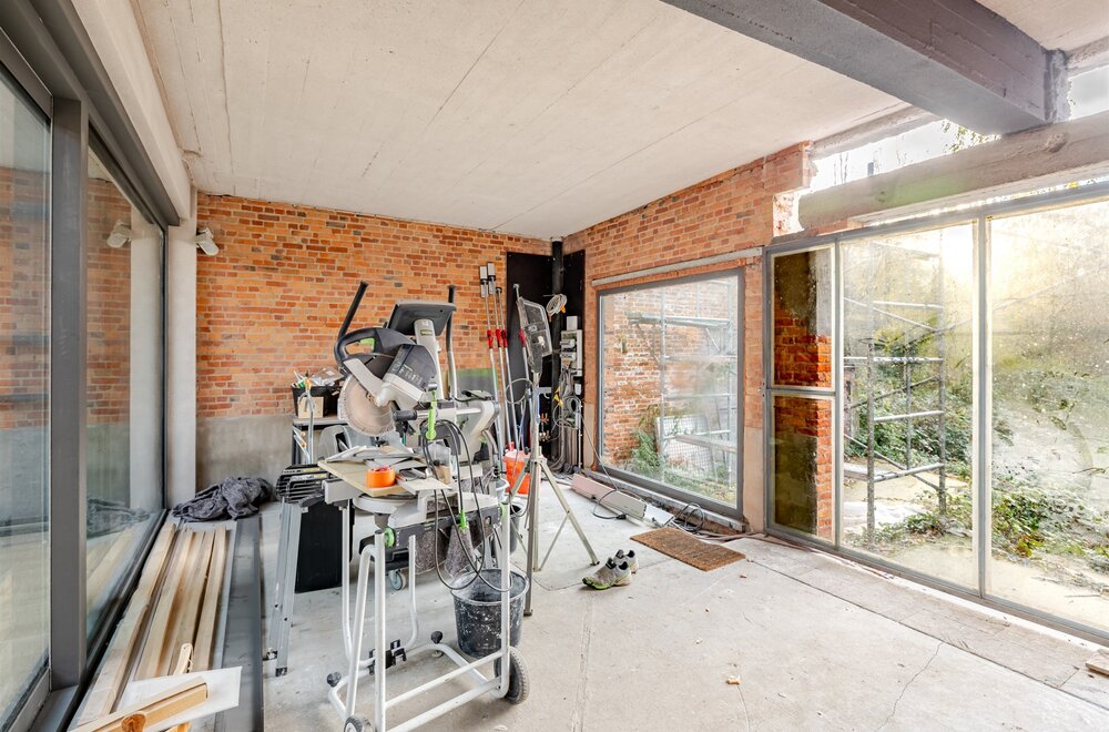 unieke-loft-290m-met-atelier-studio-tuin-n-magazijn-200m-015.jpg