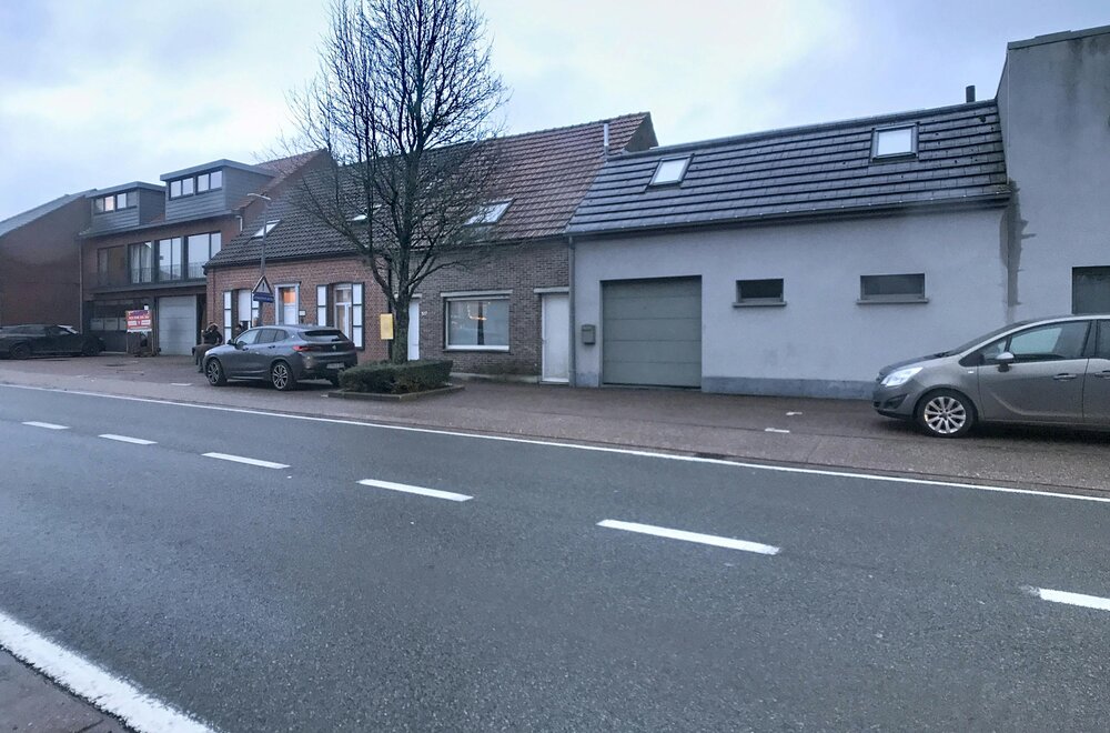 te-renoveren-huis-te-koop-in-centrum-wuustwezel004.jpg