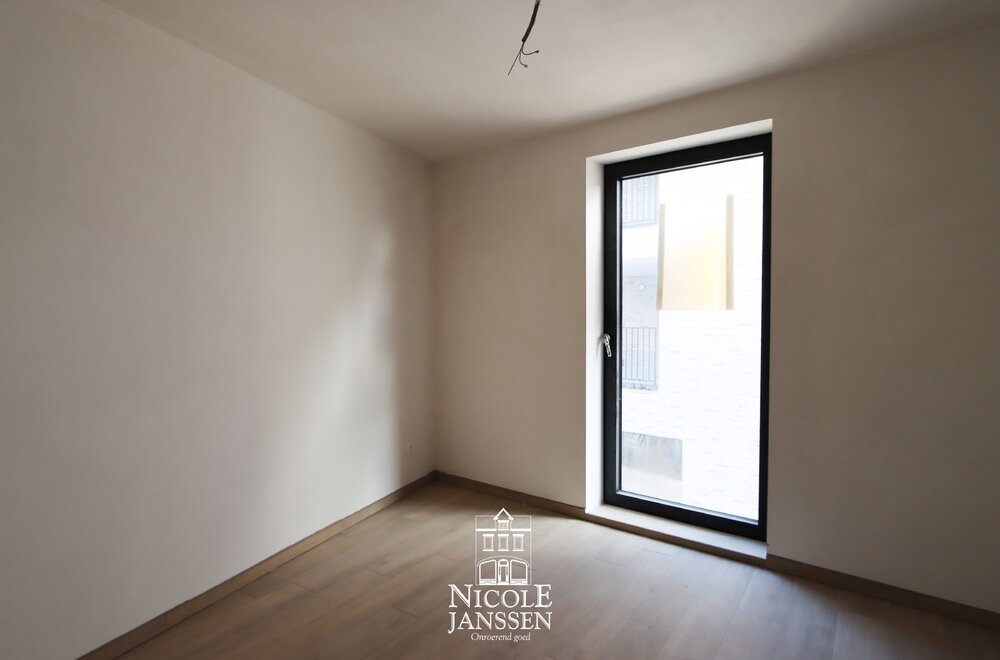 file_1768468614_Nicole_Janssen_-_Kolonel_Aertsplein_12B11_Maaseik_-_appartement_te_koop_-_slaapkamer.jpg