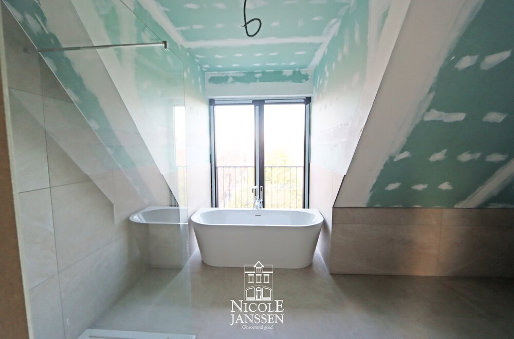 file_1768469066_Nicole_Janssen_-_Kolonel_Aertsplein_A22_Maaseik_-_appartement_te_koop_-_badkamer3.jpg