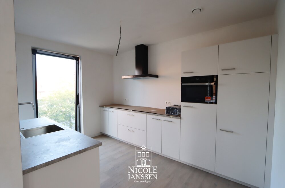file_1768469069_Nicole_Janssen_-_Kolonel_Aertsplein_A22_Maaseik_-_appartement_te_koop_-_keuken3.jpg