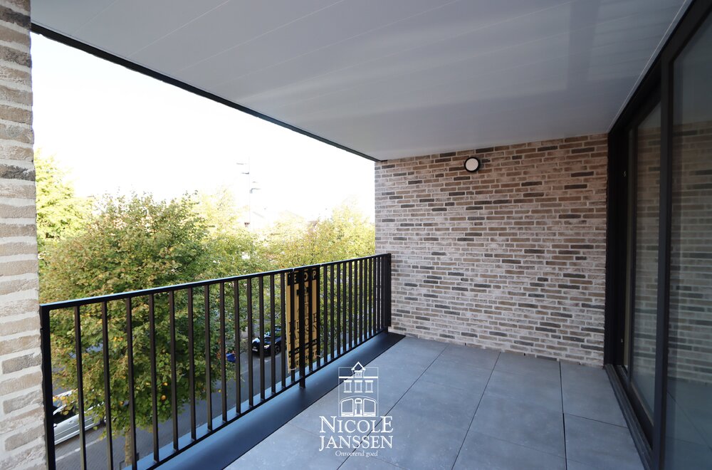 file_1768469074_Nicole_Janssen_-_Kolonel_Aertsplein_A22_Maaseik_-_appartement_te_koop_-_terras.jpg