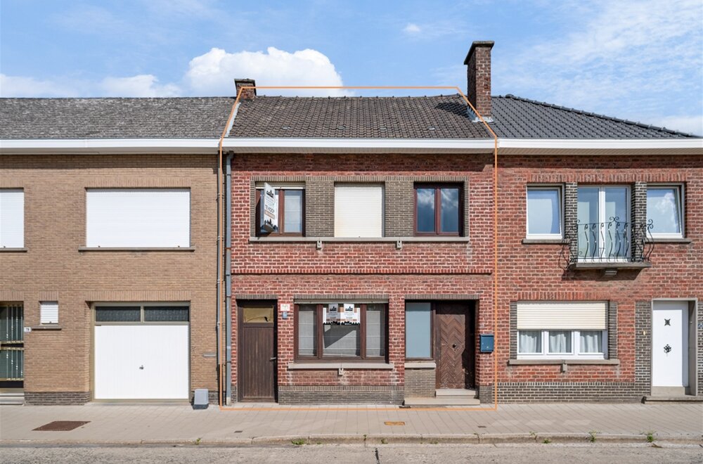 woning-met-2-slaapkamers-tuin-en-zolder-voor-uitbreiding-in-erpe-mere001.jpg