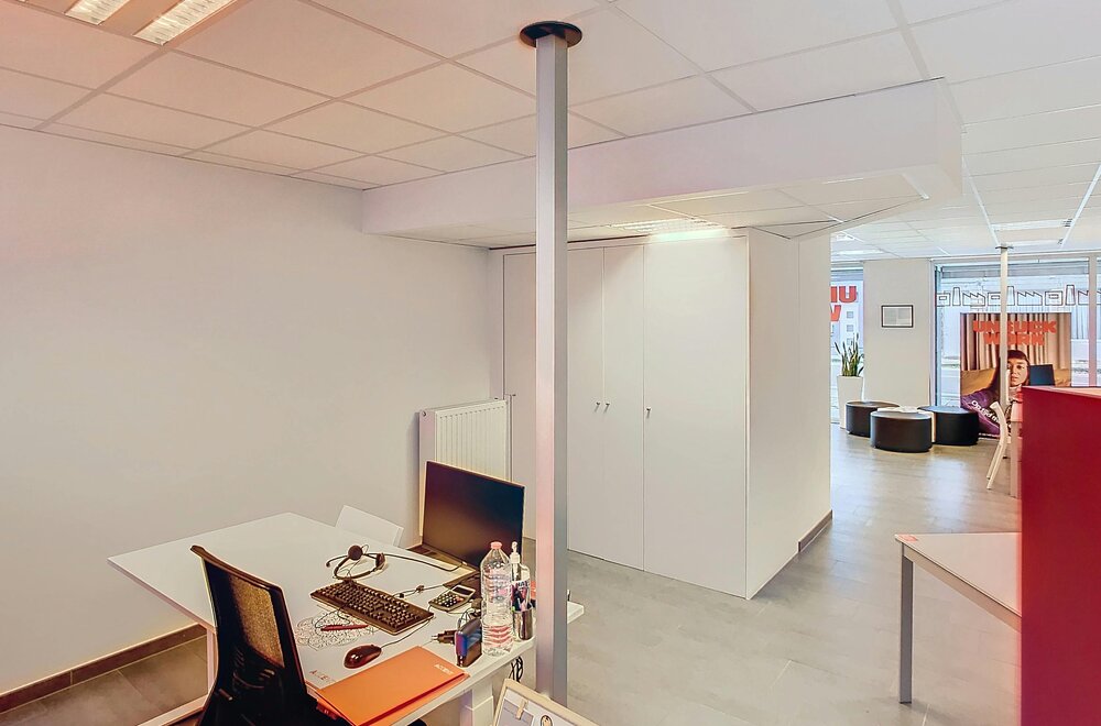 instapklaar-kantoor-te-koop-in-roeselare007.jpg