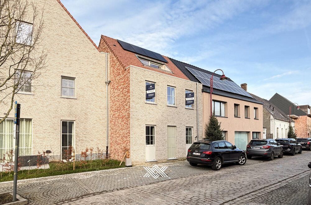 afgewerkte-woning-met-vier-slaapkamers-6-btw-mogelijk025.jpg
