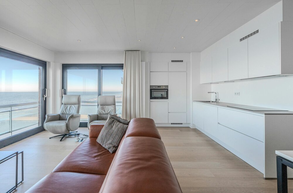 prachtig-hoekappartement-op-de-zeedijk-te-middelkerke-002.jpg