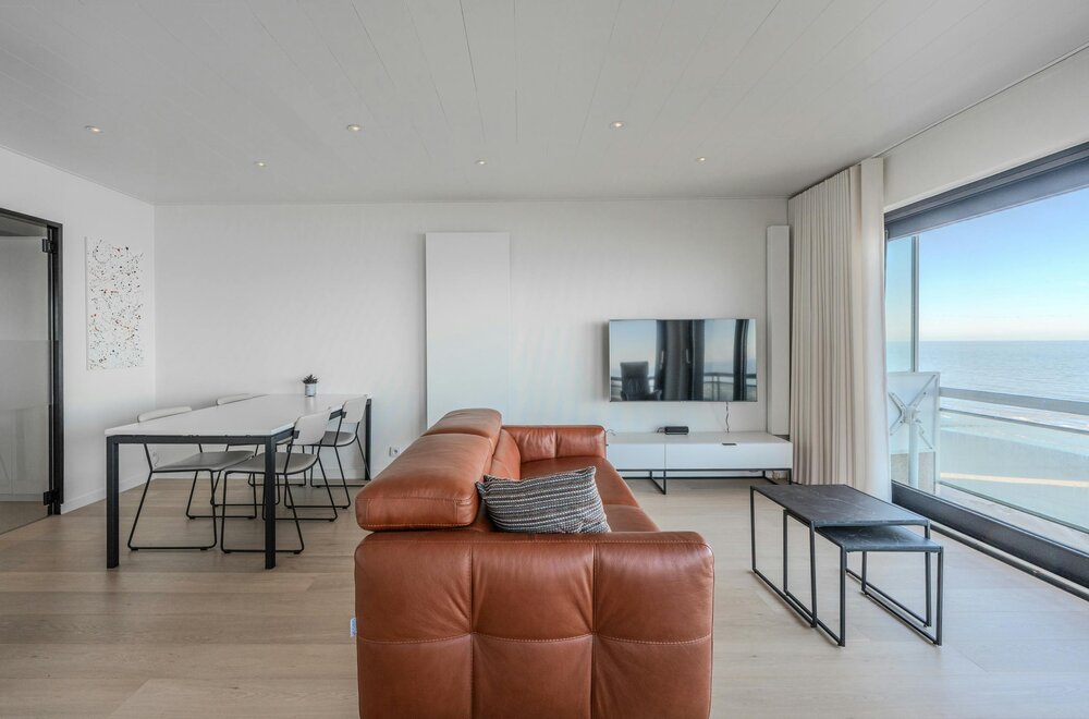 prachtig-hoekappartement-op-de-zeedijk-te-middelkerke-006.jpg