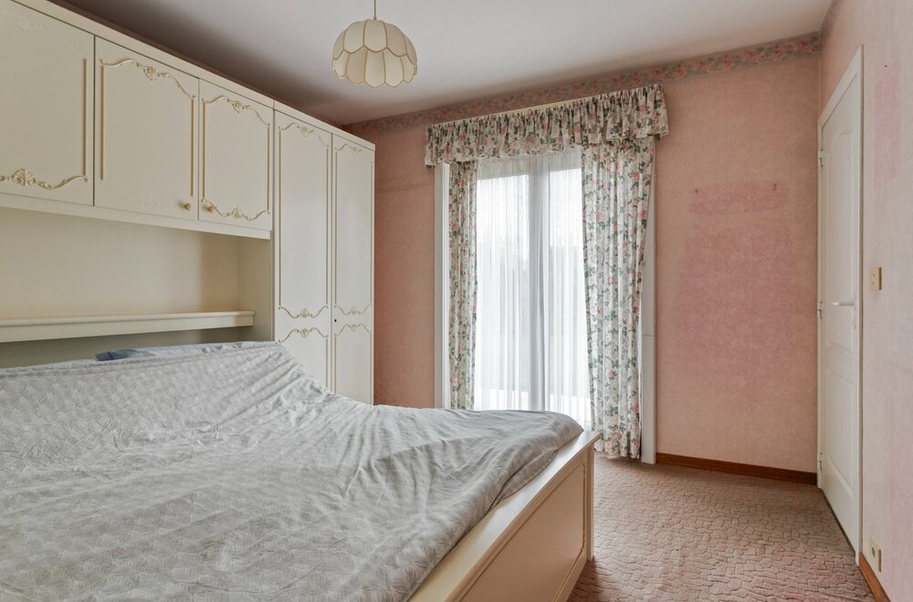 te-renoveren-alleenstaande-woning-met-ruime-tuin-te-loppem011.jpg