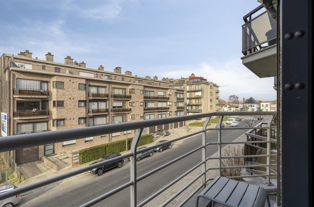 appartement-met-2-terrassen-en-garage-te-koop-in-wilrijk007.jpg