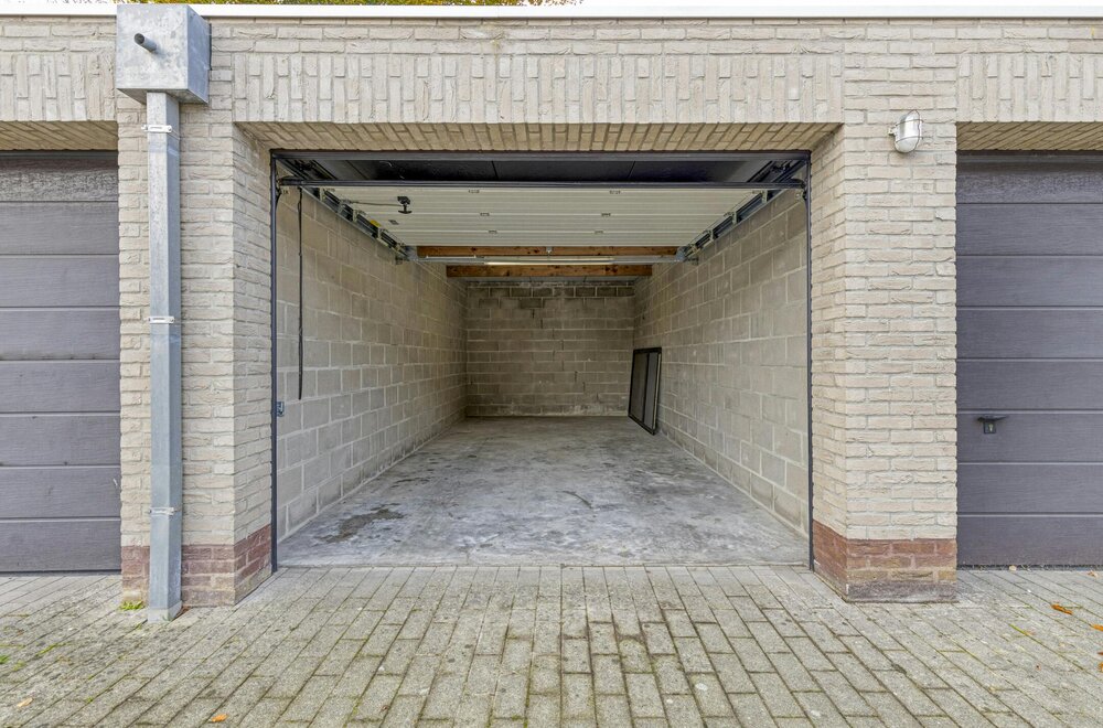 instapklaar-huis-te-koop-met-4-slaapkamers-tuin-en-garage015.jpg