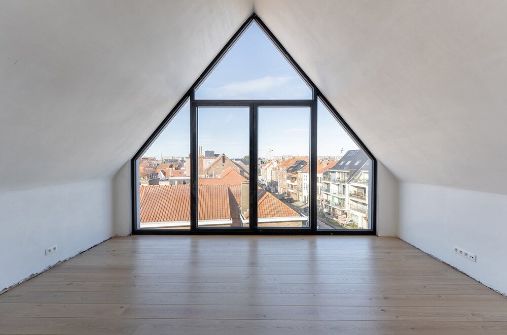 prachtige-penthouse-met-2-slaapkamer-en-open-zicht001.jpg