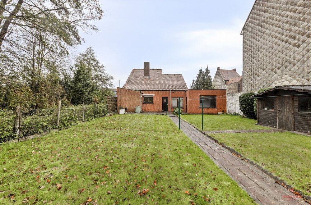 te-renoveren-woning-met-potentieel-op-centrale-ligging-in-deinze021.jpg