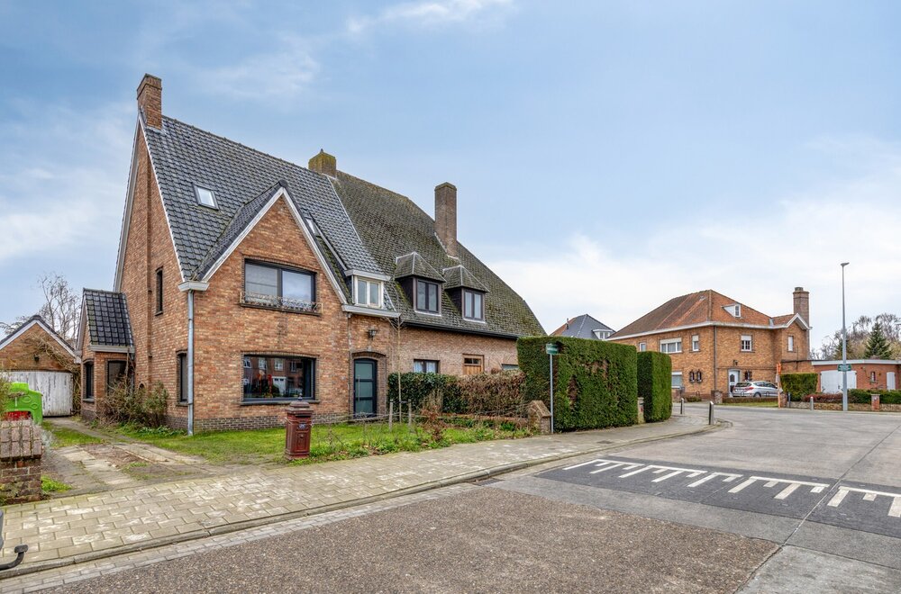 sint-michiels-comfortabele-woning-met-4-slaapkamers-en-uitstekende-bereikbaarheid003.jpg