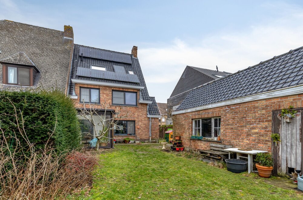 sint-michiels-comfortabele-woning-met-4-slaapkamers-en-uitstekende-bereikbaarheid029.jpg
